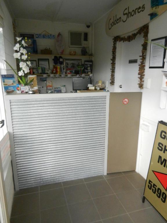 Golden Shores Motel Bilinga Ngoại thất bức ảnh