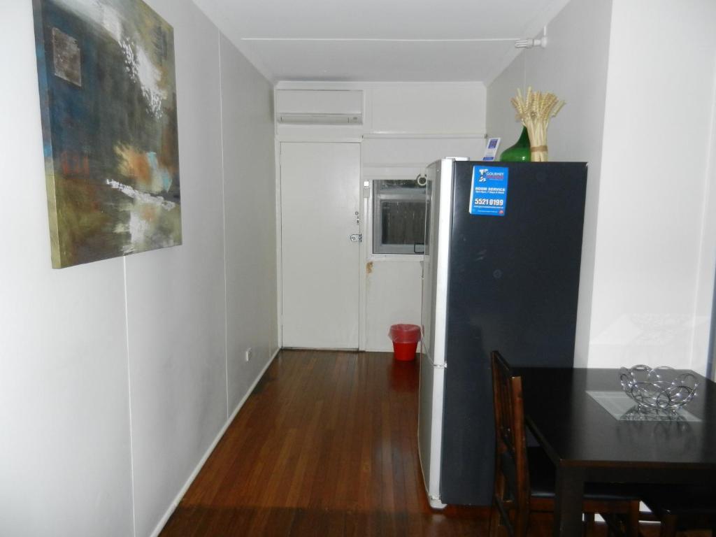 Golden Shores Motel Bilinga Phòng bức ảnh